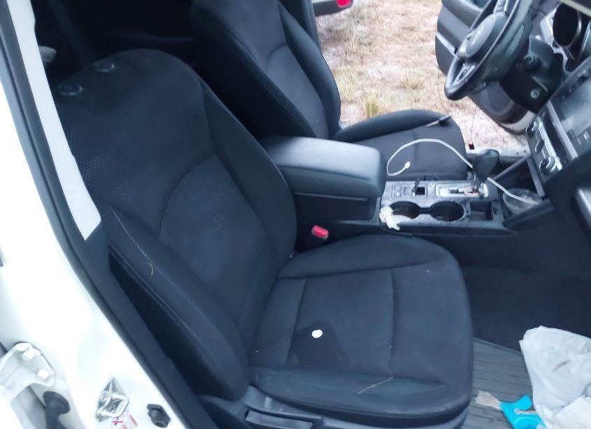 Photo 5 of 2017 Subaru Outback 2.5I PREMIUM (VIN 4S4BSAHC1H3313023)