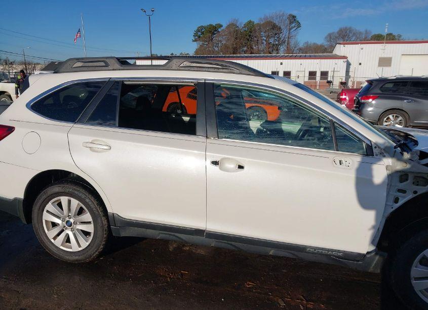 Photo 14 of 2018 Subaru Outback 2.5I PREMIUM (VIN 4S4BSAHC1J3336758)
