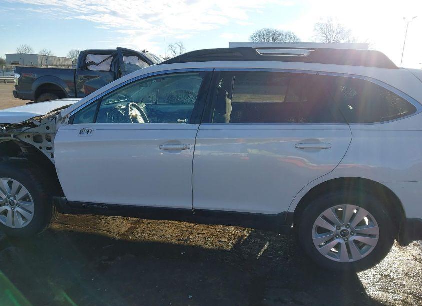 Photo 15 of 2018 Subaru Outback 2.5I PREMIUM (VIN 4S4BSAHC1J3336758)