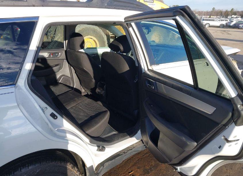 Photo 8 of 2018 Subaru Outback 2.5I PREMIUM (VIN 4S4BSAHC1J3336758)