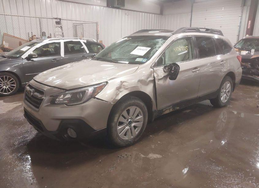 Photo 2 of 2019 Subaru Outback 2.5I PREMIUM (VIN 4S4BSAHC1K3282878)