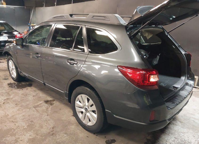 Photo 3 of 2018 Subaru Outback 2.5I PREMIUM (VIN 4S4BSAHC3J3263909)