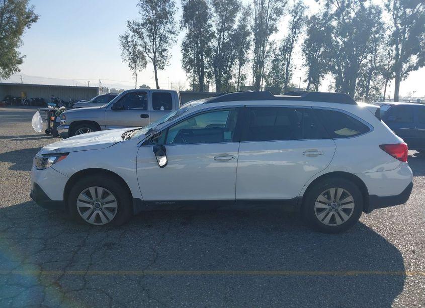 Photo 14 of 2018 Subaru Outback 2.5I PREMIUM (VIN 4S4BSAHC5J3294448)