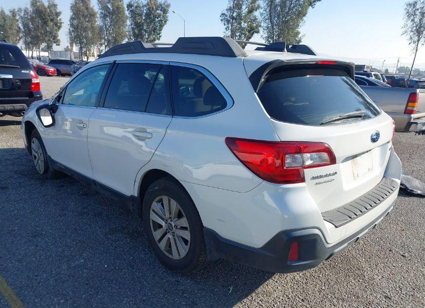 Photo 3 of 2018 Subaru Outback 2.5I PREMIUM (VIN 4S4BSAHC5J3294448)