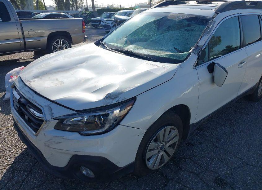 Photo 6 of 2018 Subaru Outback 2.5I PREMIUM (VIN 4S4BSAHC5J3294448)