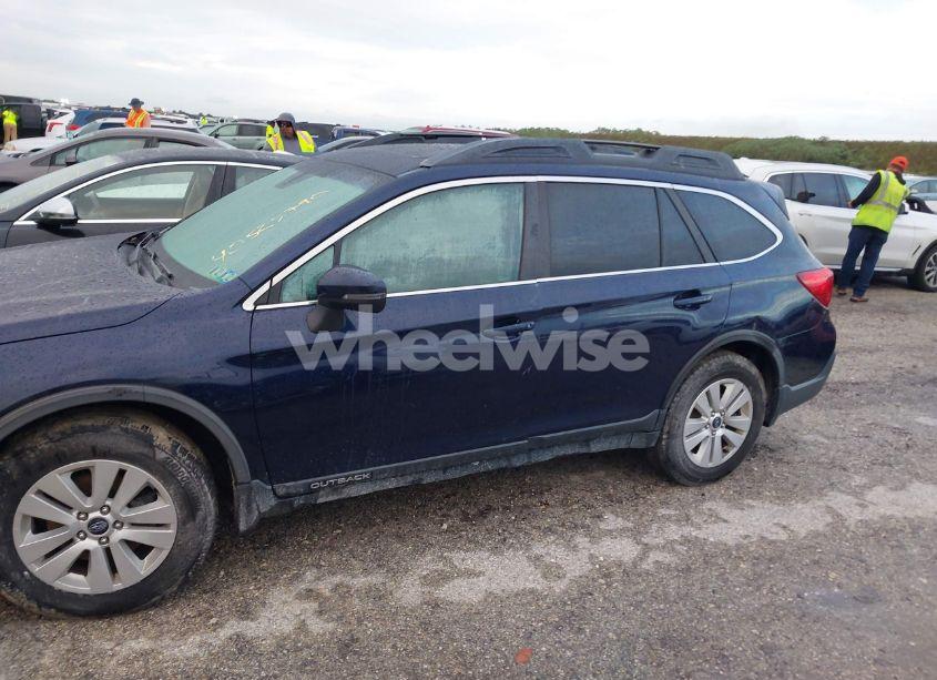 Photo 14 of 2018 Subaru Outback 2.5I PREMIUM (VIN 4S4BSAHC6J3291977)