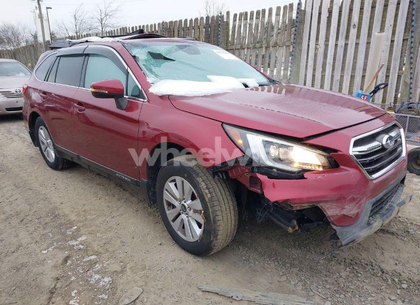 2019 Subaru Outback 2.5I PREMIUM (VIN 4S4BSAHC7K3216559) main photo