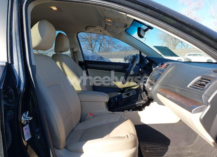 Photo 5 of 2016 Subaru Outback 2.5I LIMITED (VIN 4S4BSAJC2G3310477)