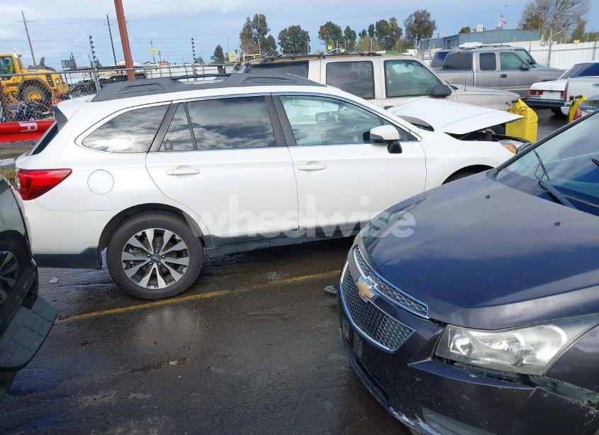 Photo 13 of 2016 Subaru Outback 2.5I LIMITED (VIN 4S4BSAJC2G3317445)