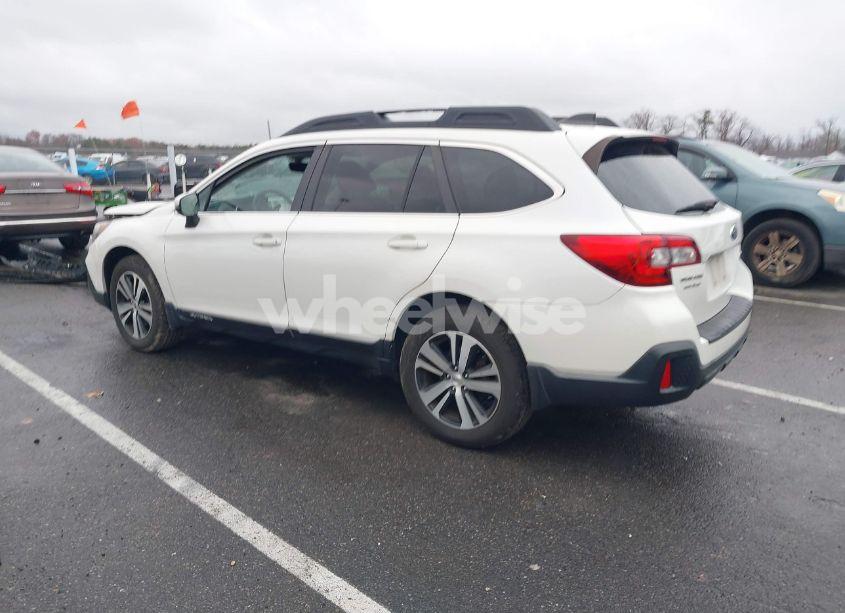 Photo 3 of 2019 Subaru Outback 2.5I LIMITED (VIN 4S4BSAJC8K3353410)