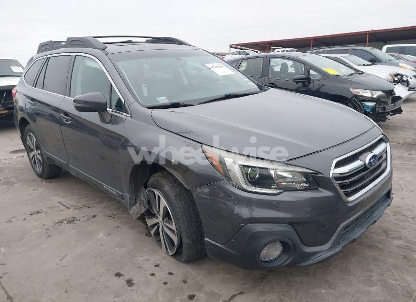 2018 Subaru Outback 2.5I LIMITED (VIN 4S4BSAKC1J3210828) main photo