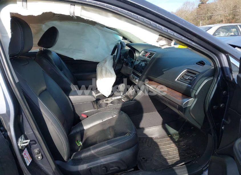 Photo 5 of 2017 Subaru Outback 2.5I LIMITED (VIN 4S4BSAKC3H3234817)