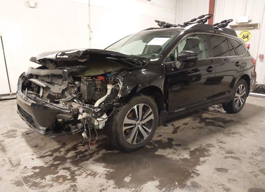 Photo 2 of 2018 Subaru Outback 2.5I LIMITED (VIN 4S4BSAKC5J3374793)