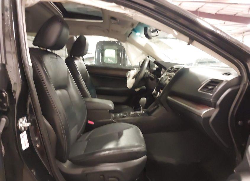 Photo 5 of 2018 Subaru Outback 2.5I LIMITED (VIN 4S4BSAKC5J3374793)