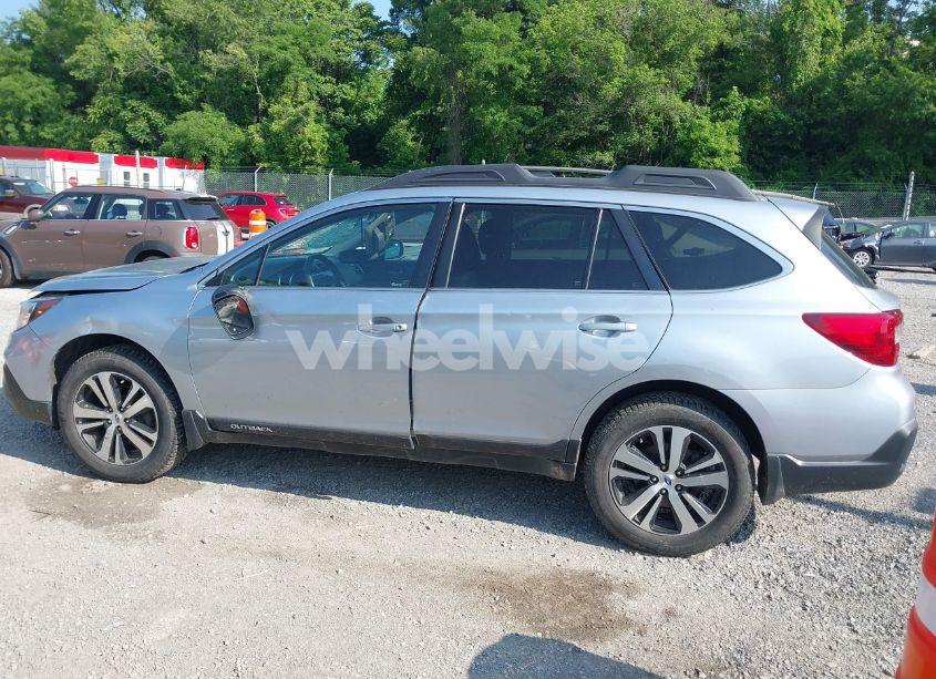 Photo 14 of 2018 Subaru Outback 2.5I LIMITED (VIN 4S4BSAKC6J3271155)