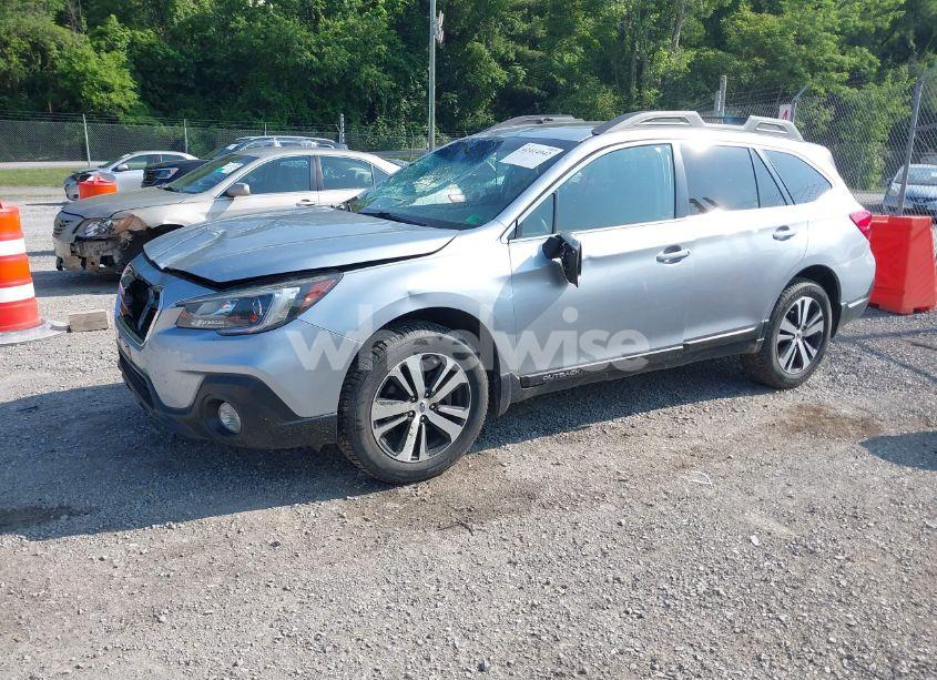 Photo 2 of 2018 Subaru Outback 2.5I LIMITED (VIN 4S4BSAKC6J3271155)