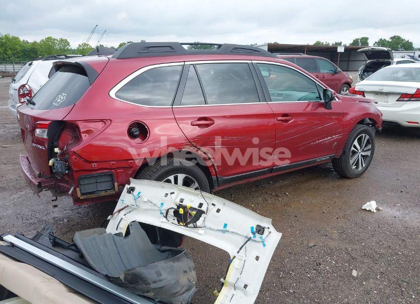 Photo 4 of 2018 Subaru Outback 2.5I LIMITED (VIN 4S4BSAKC7J3387528)