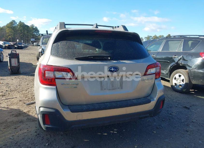 Photo 16 of 2018 Subaru Outback 2.5I LIMITED (VIN 4S4BSAKC8J3322686)