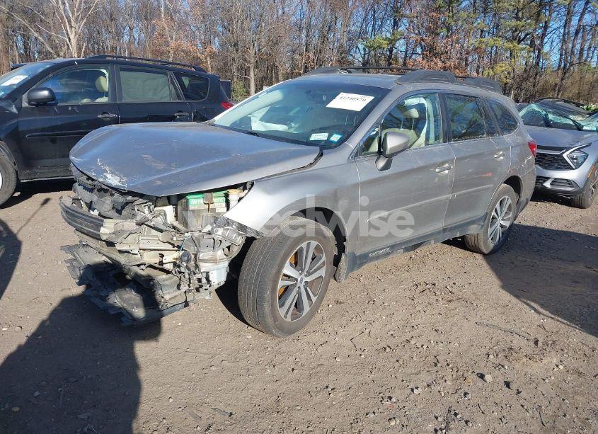 Photo 2 of 2018 Subaru Outback 2.5I LIMITED (VIN 4S4BSAKC8J3322686)