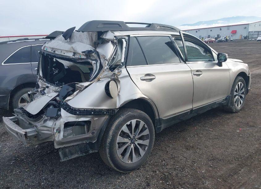 Photo 4 of 2016 Subaru Outback 2.5I LIMITED (VIN 4S4BSALC1G3346061)