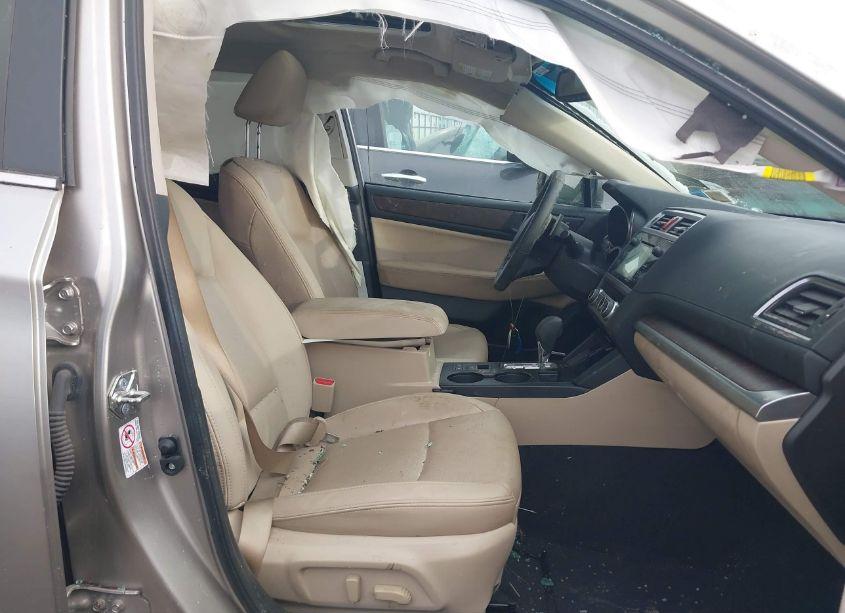 Photo 5 of 2016 Subaru Outback 2.5I LIMITED (VIN 4S4BSALC1G3346061)