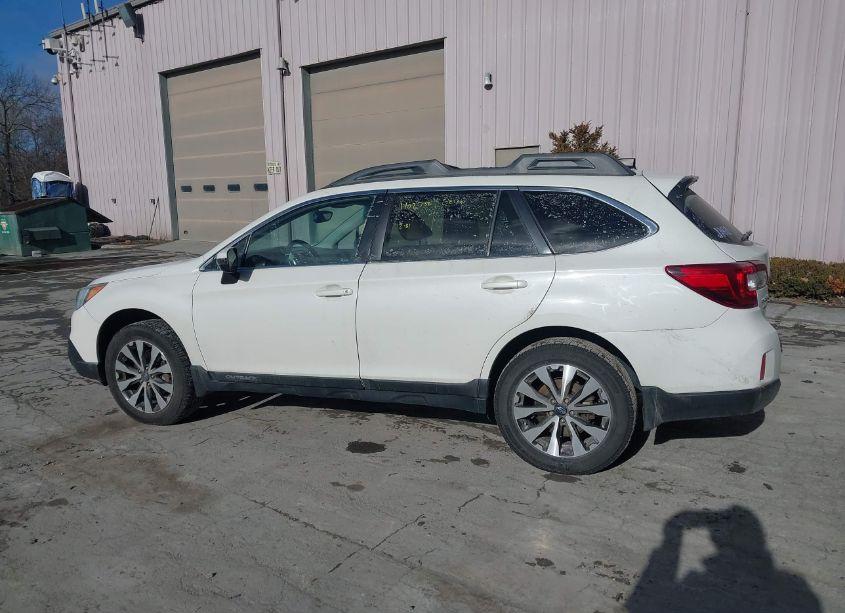 Photo 14 of 2016 Subaru Outback 2.5I LIMITED (VIN 4S4BSALC3G3254515)