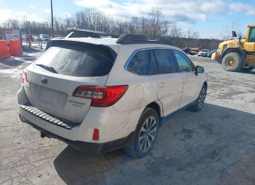 Photo 4 of 2016 Subaru Outback 2.5I LIMITED (VIN 4S4BSALC3G3254515)