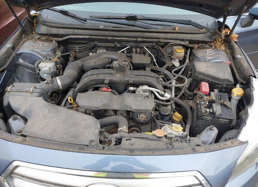 Photo 10 of 2015 Subaru Outback 2.5I LIMITED (VIN 4S4BSALC6F3233592)