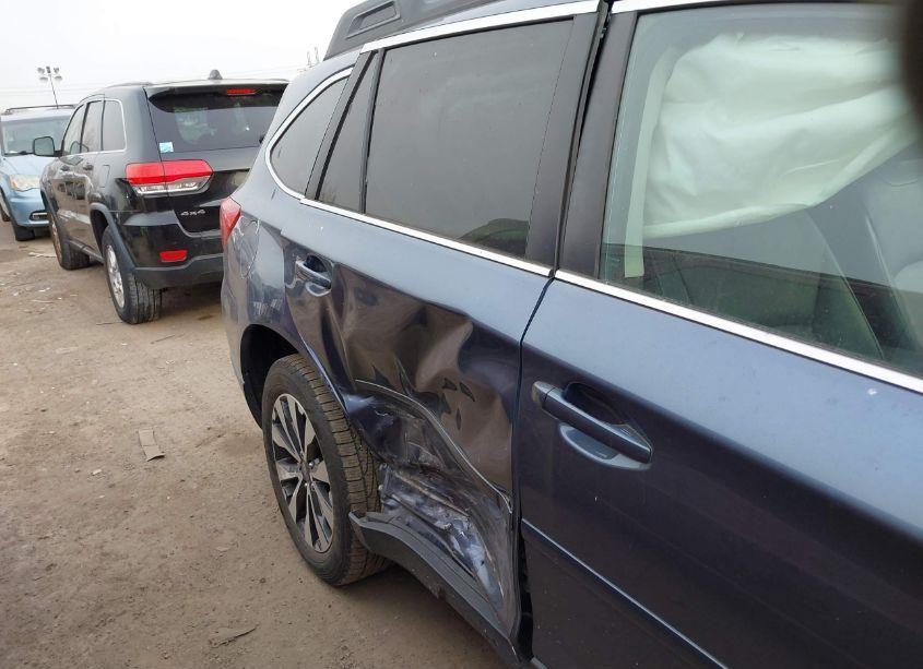 Photo 6 of 2015 Subaru Outback 2.5I LIMITED (VIN 4S4BSALC6F3233592)