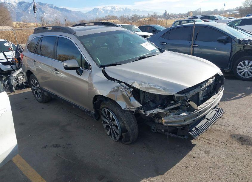 2015 Subaru Outback 2.5I LIMITED (VIN 4S4BSALC6F3233740) main photo