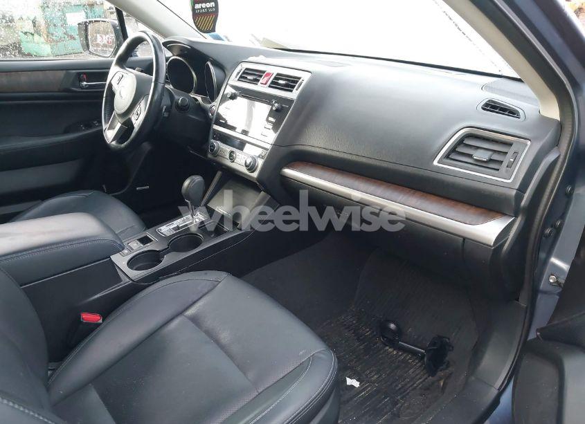 Photo 5 of 2016 Subaru Outback 2.5I LIMITED (VIN 4S4BSALC7G3251309)