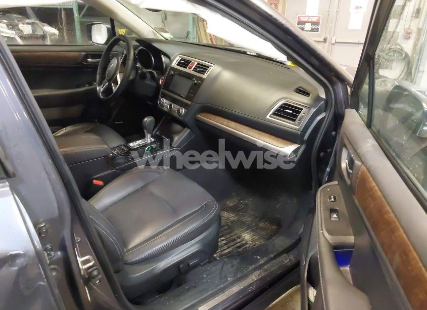 Photo 5 of 2016 Subaru Outback 2.5I LIMITED (VIN 4S4BSALC8G3311355)