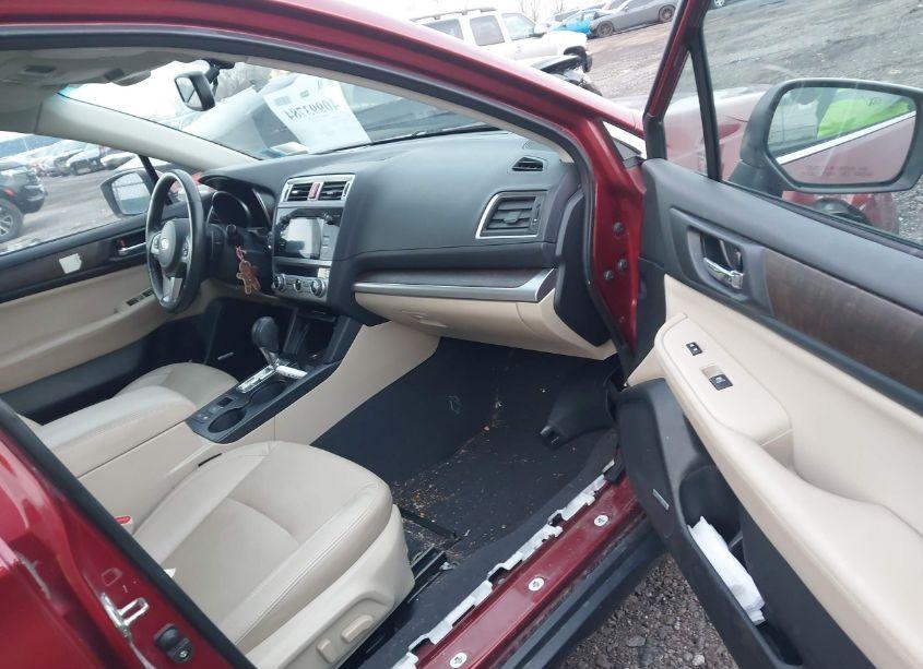 Photo 5 of 2016 Subaru Outback 2.5I LIMITED (VIN 4S4BSANC0G3341964)