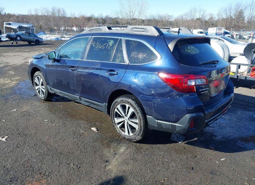 Photo 3 of 2018 Subaru Outback 2.5I LIMITED (VIN 4S4BSANC0J3233965)