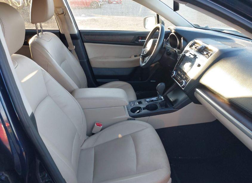 Photo 5 of 2018 Subaru Outback 2.5I LIMITED (VIN 4S4BSANC0J3233965)