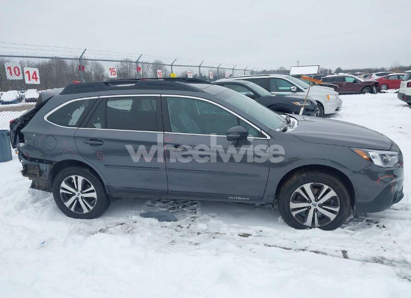 Photo 14 of 2018 Subaru Outback 2.5I LIMITED (VIN 4S4BSANC0J3295611)