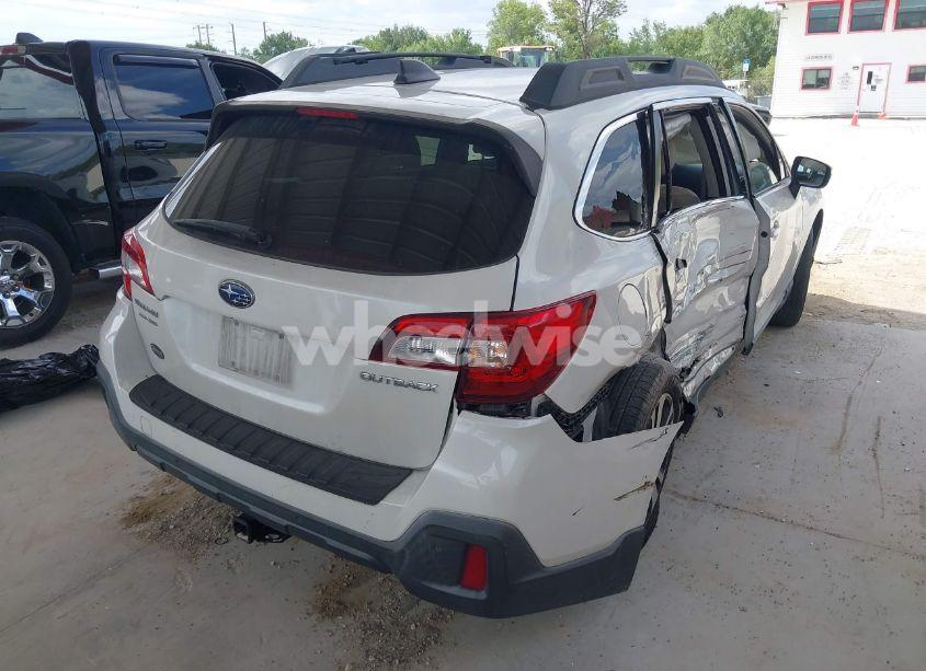 Photo 4 of 2018 Subaru Outback 2.5I LIMITED (VIN 4S4BSANC0J3325089)