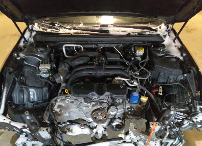 Photo 10 of 2019 Subaru Outback 2.5I LIMITED (VIN 4S4BSANC0K3247219)