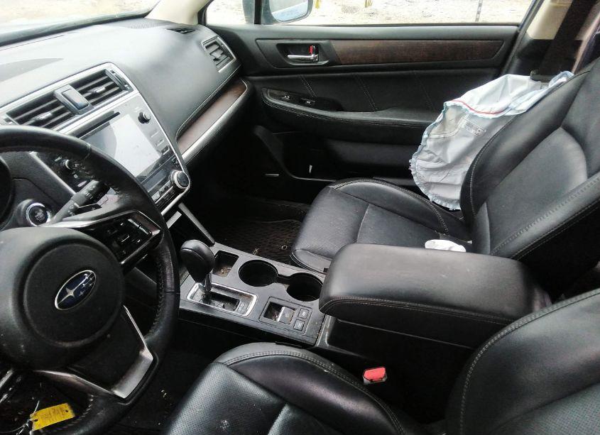 Photo 5 of 2019 Subaru Outback 2.5I LIMITED (VIN 4S4BSANC0K3348311)