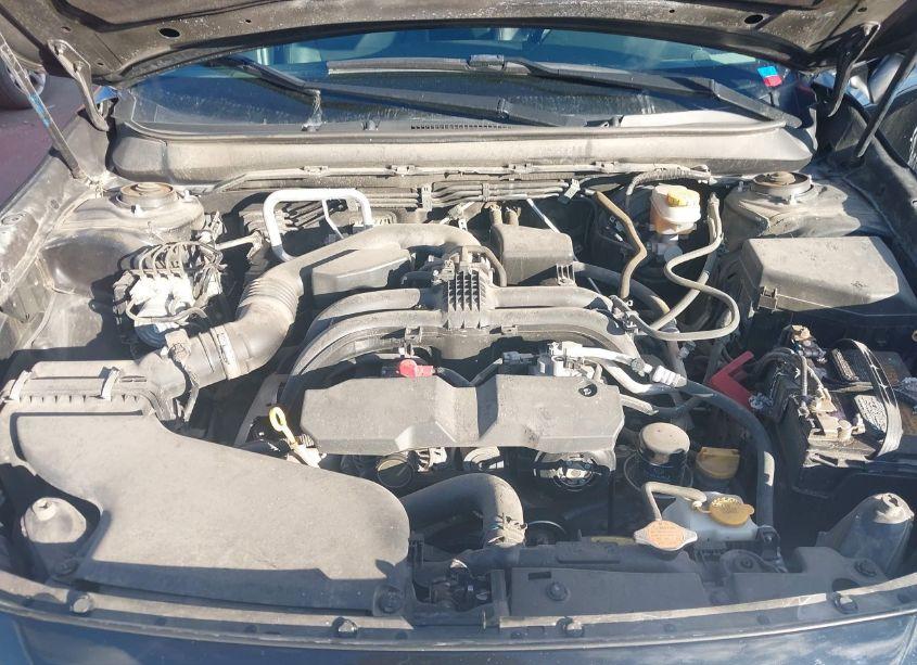 Photo 10 of 2017 Subaru Outback 2.5I LIMITED (VIN 4S4BSANC1H3231734)