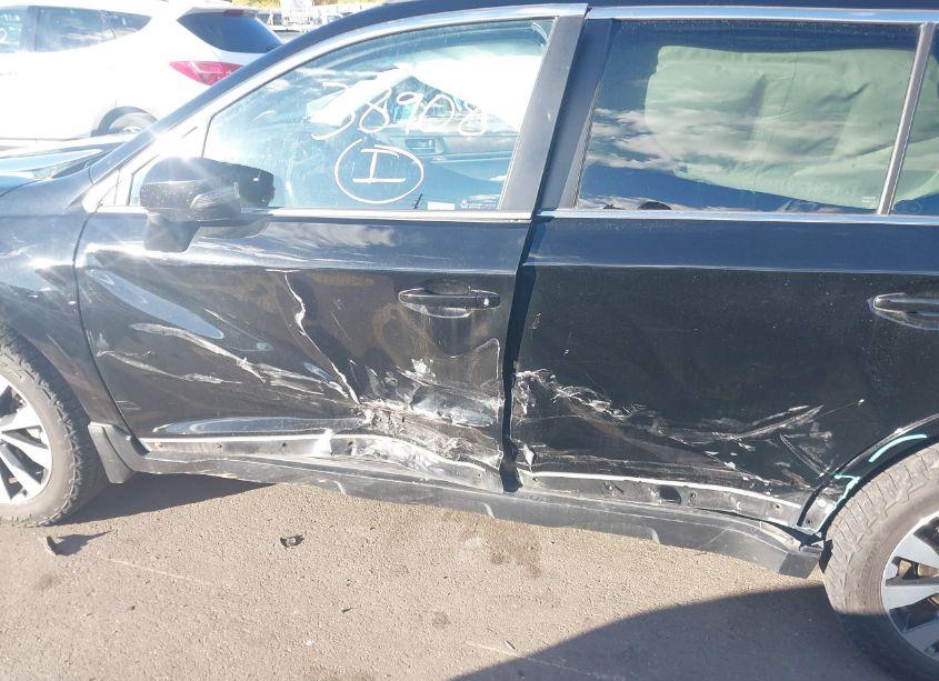 Photo 17 of 2017 Subaru Outback 2.5I LIMITED (VIN 4S4BSANC1H3231734)