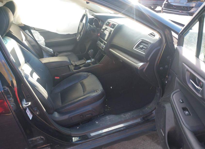 Photo 5 of 2017 Subaru Outback 2.5I LIMITED (VIN 4S4BSANC1H3231734)