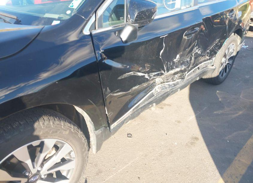 Photo 6 of 2017 Subaru Outback 2.5I LIMITED (VIN 4S4BSANC1H3231734)