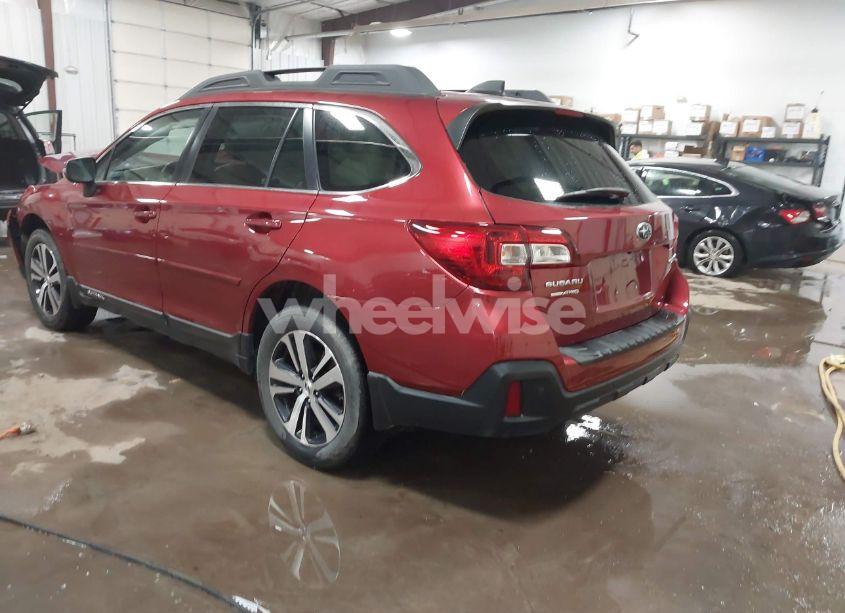 Photo 3 of 2018 Subaru Outback 2.5I LIMITED (VIN 4S4BSANC1J3357629)