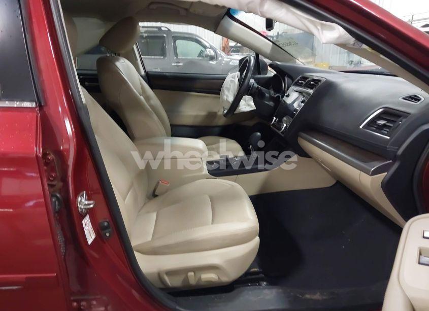 Photo 5 of 2018 Subaru Outback 2.5I LIMITED (VIN 4S4BSANC1J3357629)