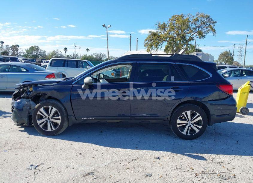Photo 14 of 2018 Subaru Outback 2.5I LIMITED (VIN 4S4BSANC1J3370137)