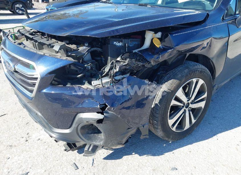 Photo 6 of 2018 Subaru Outback 2.5I LIMITED (VIN 4S4BSANC1J3370137)