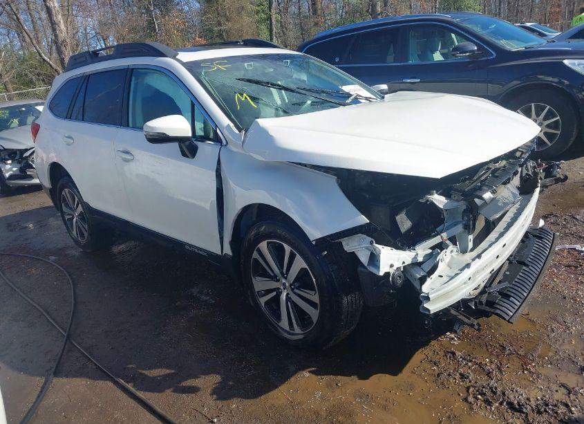 2019 Subaru Outback 2.5I LIMITED (VIN 4S4BSANC1K3250890) main photo