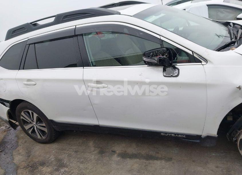 Photo 13 of 2019 Subaru Outback 2.5I LIMITED (VIN 4S4BSANC1K3292282)