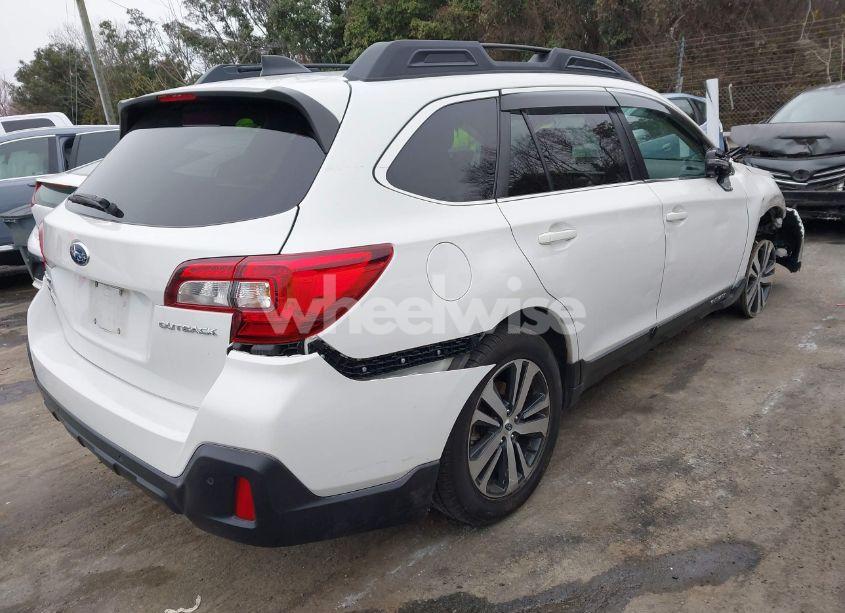 Photo 4 of 2019 Subaru Outback 2.5I LIMITED (VIN 4S4BSANC1K3292282)